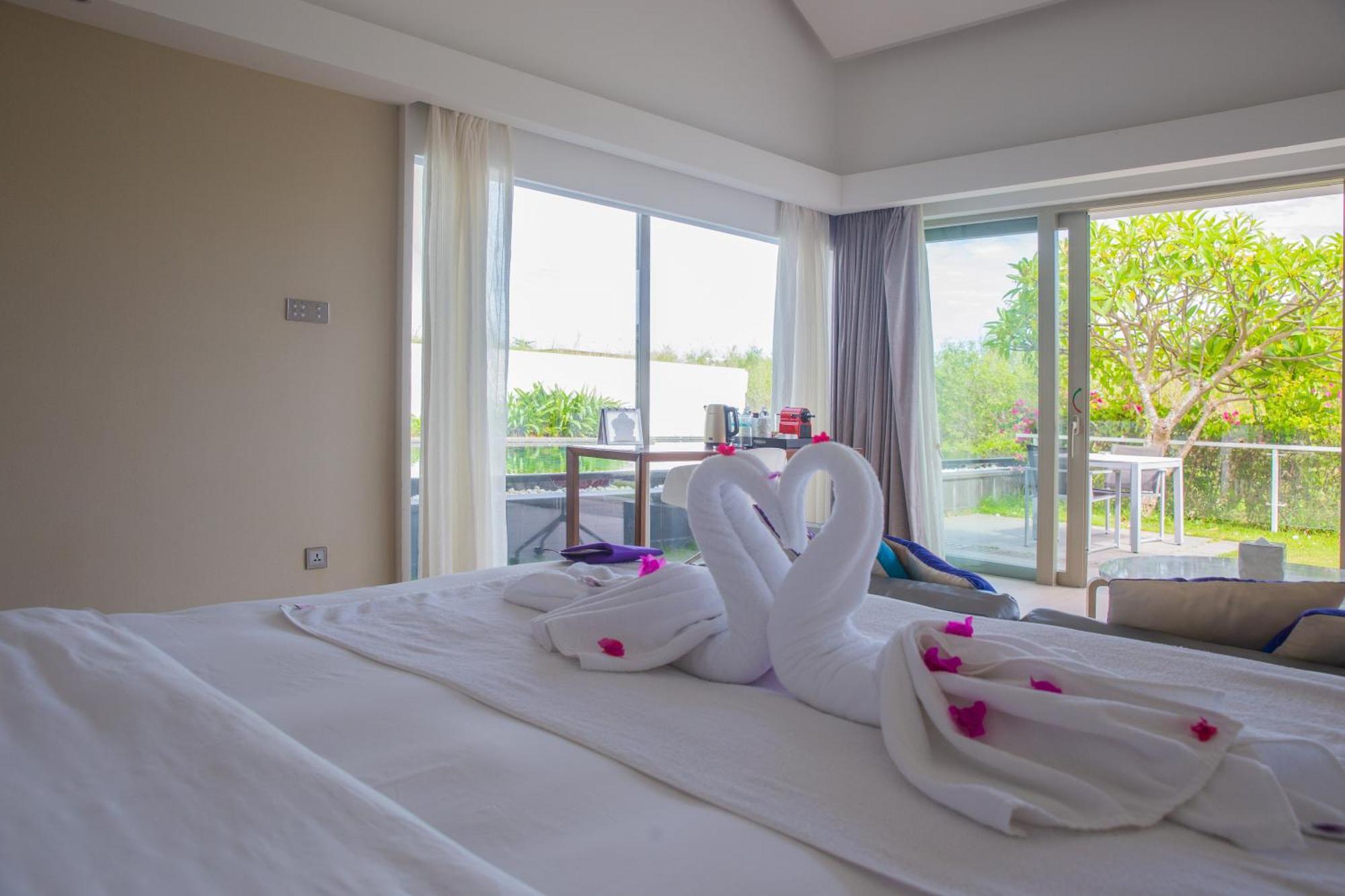 Palace Resort Villas Yalong Bay Szanja Kültér fotó